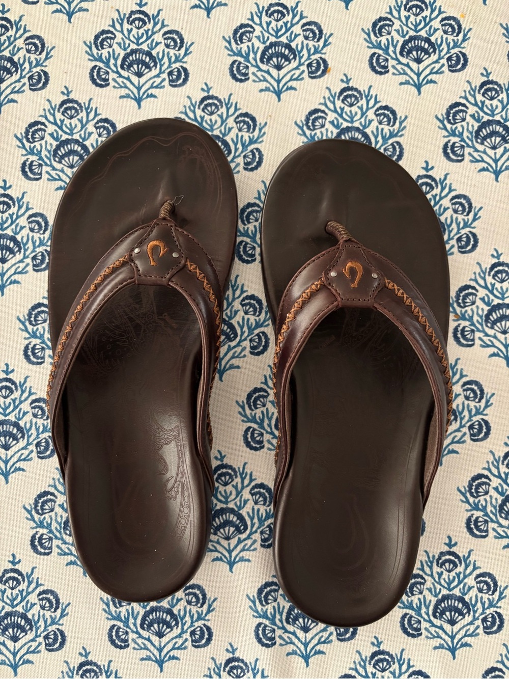 Olukai Mea Ola Dark Java Men’s Leather Flip-Flops SOLD OUT online
